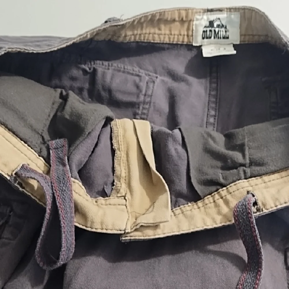 Men's Dark Gray Cargo Shorts